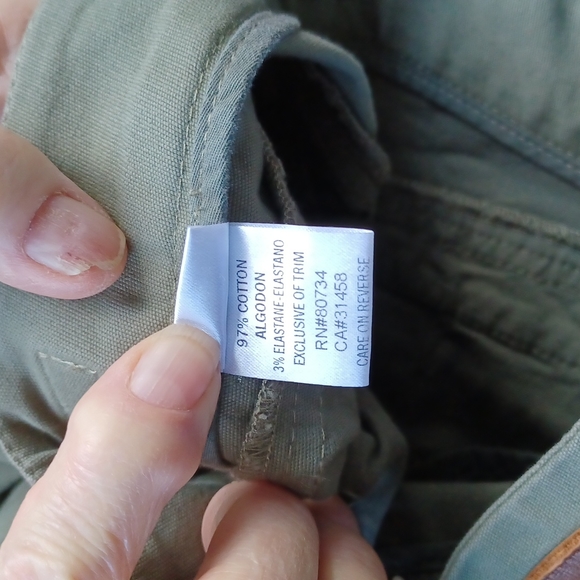 BCBG "Ambrosia" Olive Coloured Stretch Cotton Pant- Sz. 0 - Picture 10 of 11